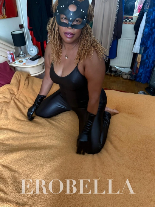 Escort Gallery