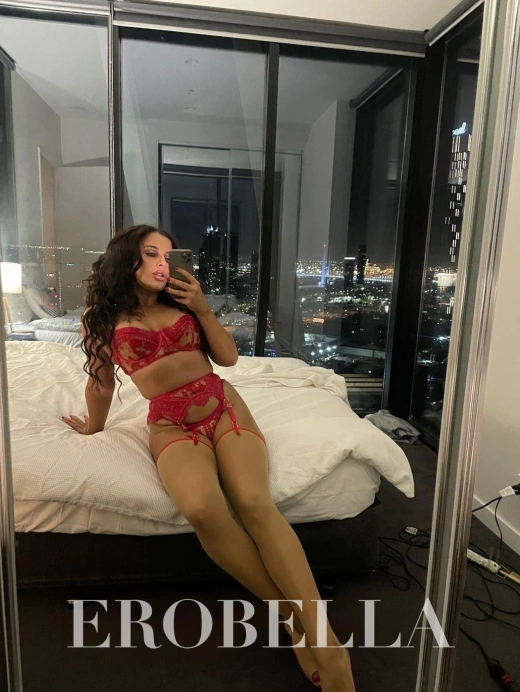 Escort Gallery