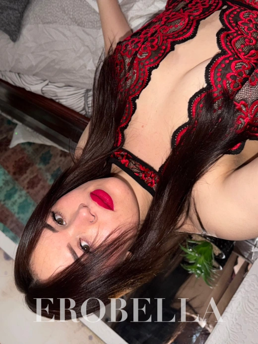 Escort Gallery