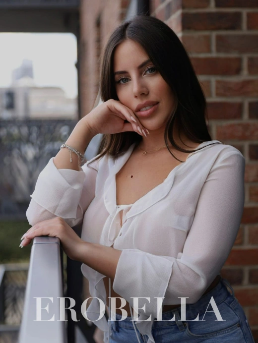 Escort Gallery