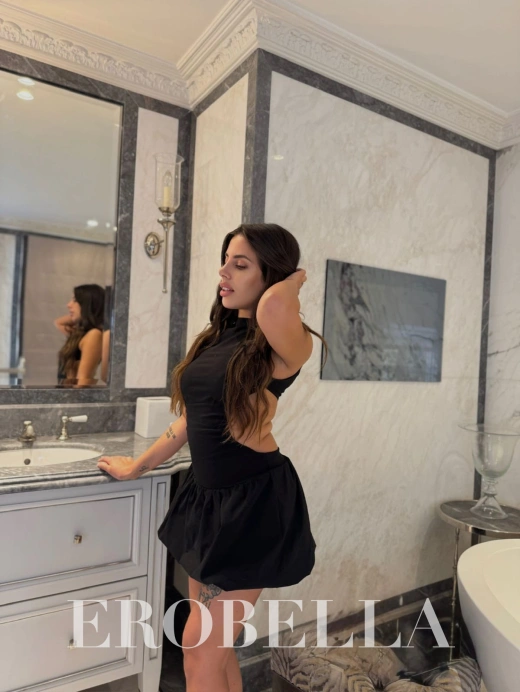 Escort Gallery