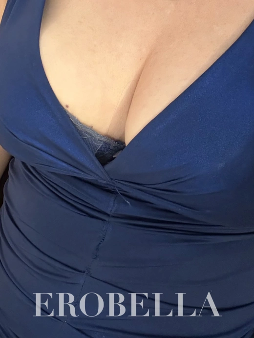 Escort Gallery