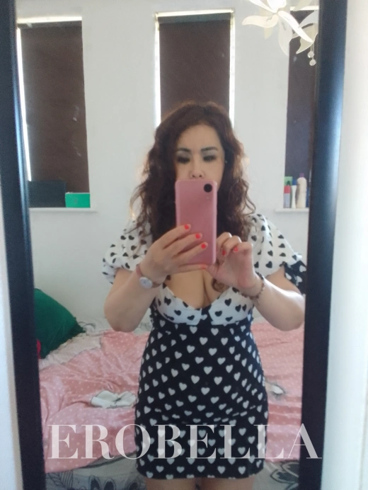 Escort Gallery