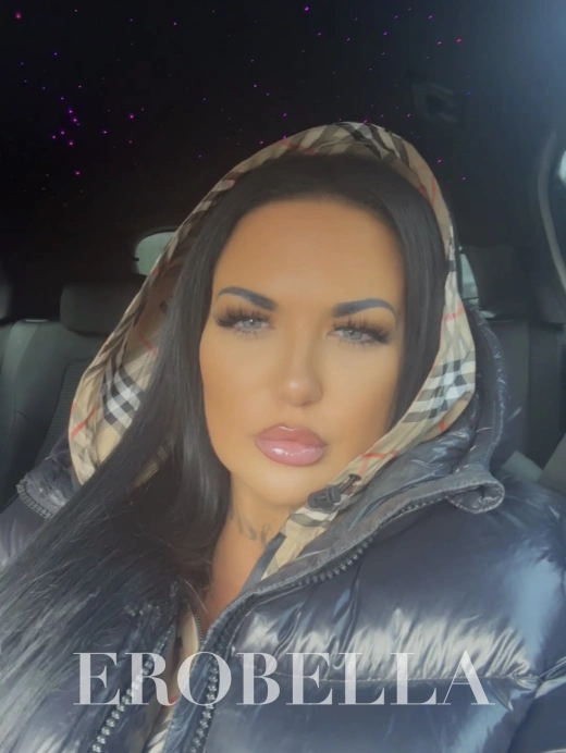 Escort Gallery