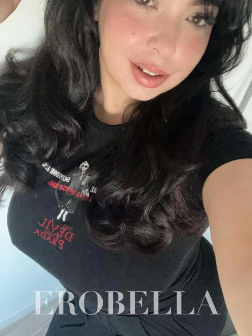 Escort Gallery