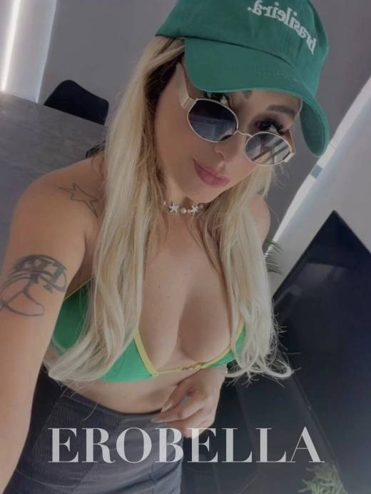 Escort Gallery
