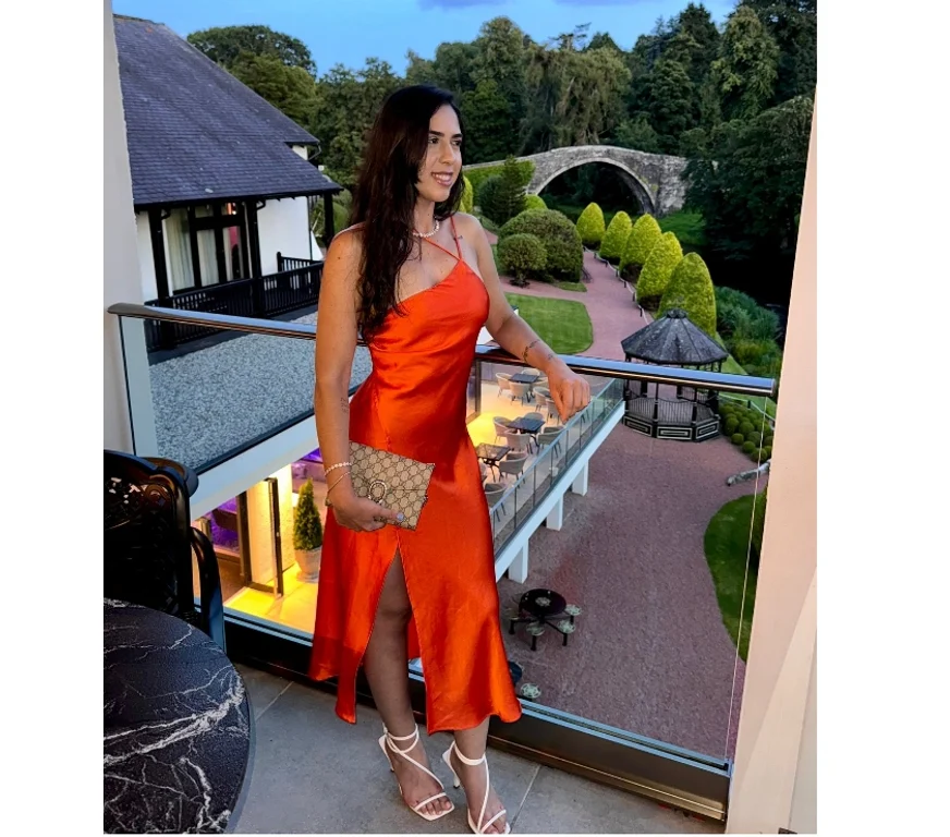 Escort Gallery