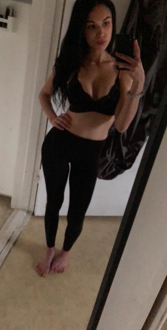 Escort Gallery