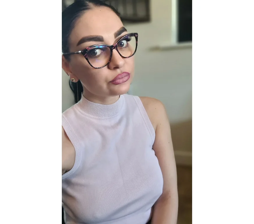 Escort Gallery