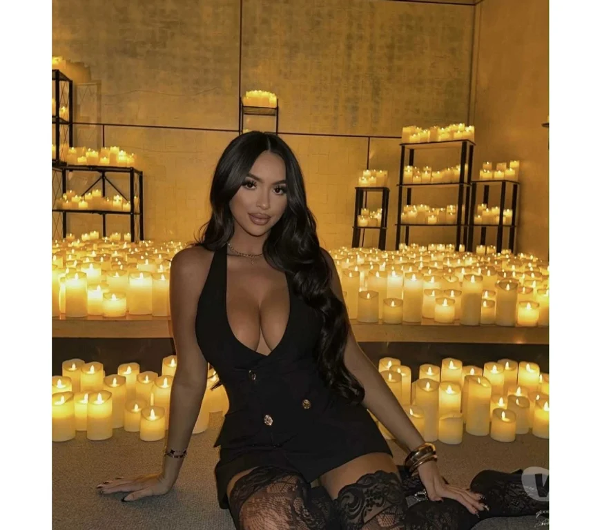 Escort Gallery