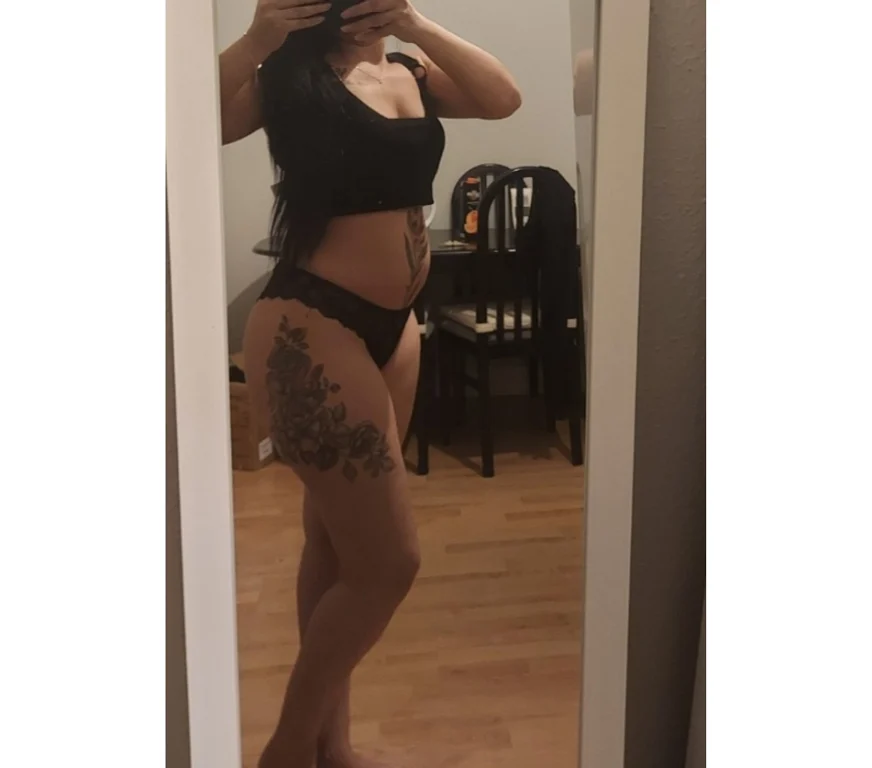 Escort Gallery