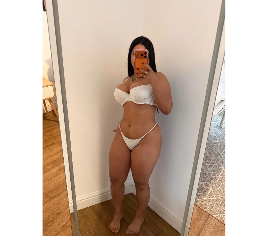 Escort Gallery