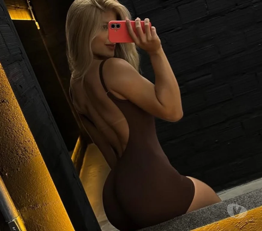 Escort Gallery