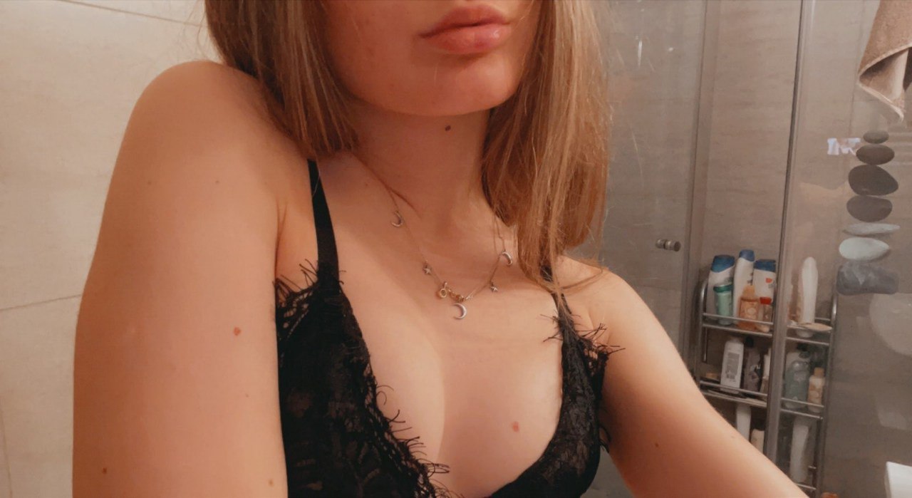 Escort Gallery
