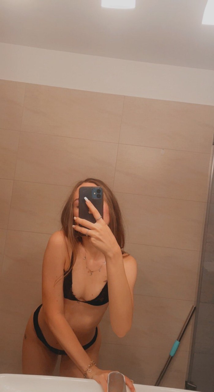 Escort Gallery