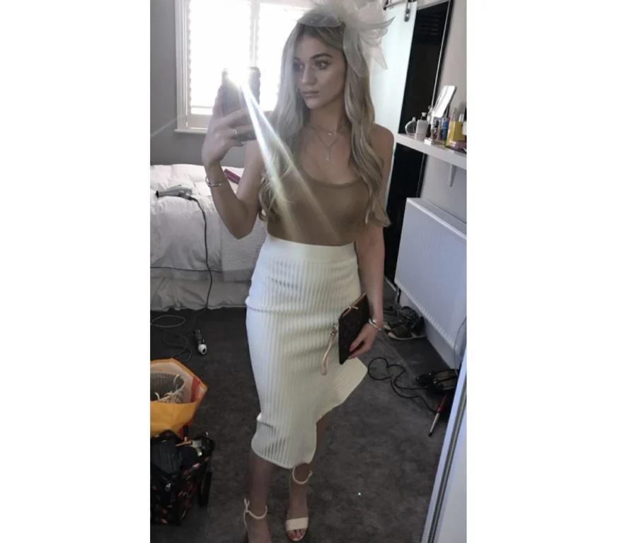 Escort Gallery