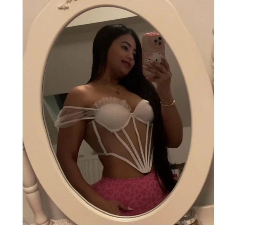 Escort Gallery