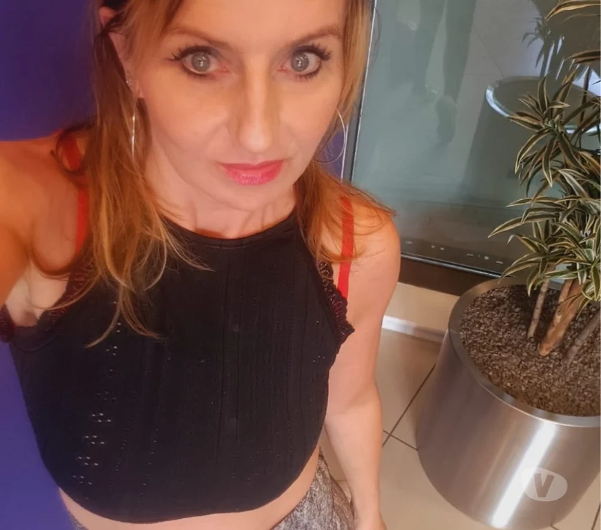 Escort Gallery