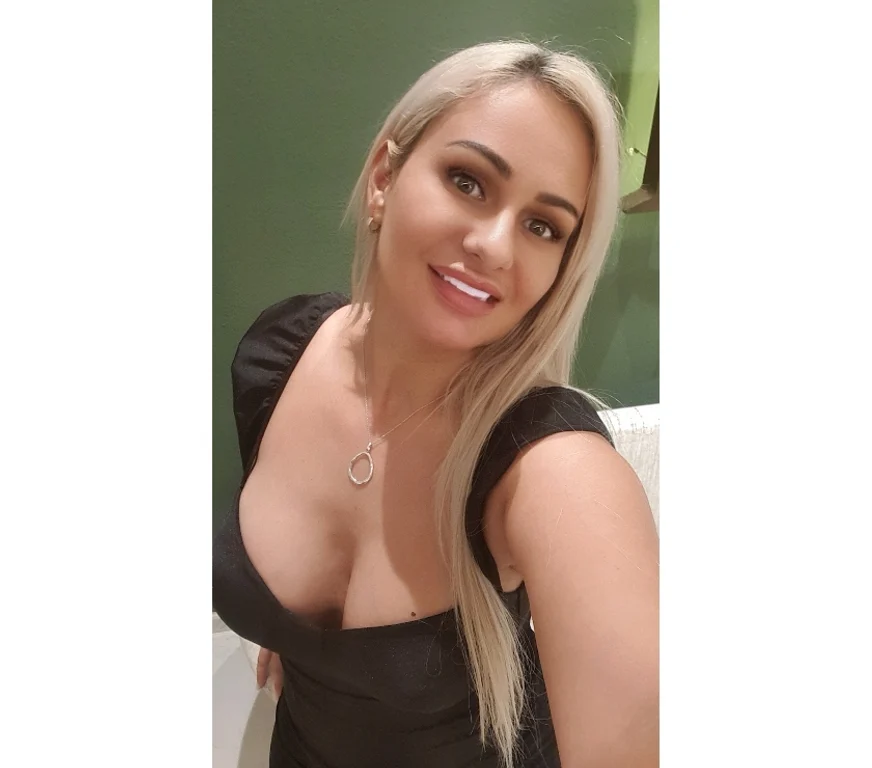 Escort Gallery