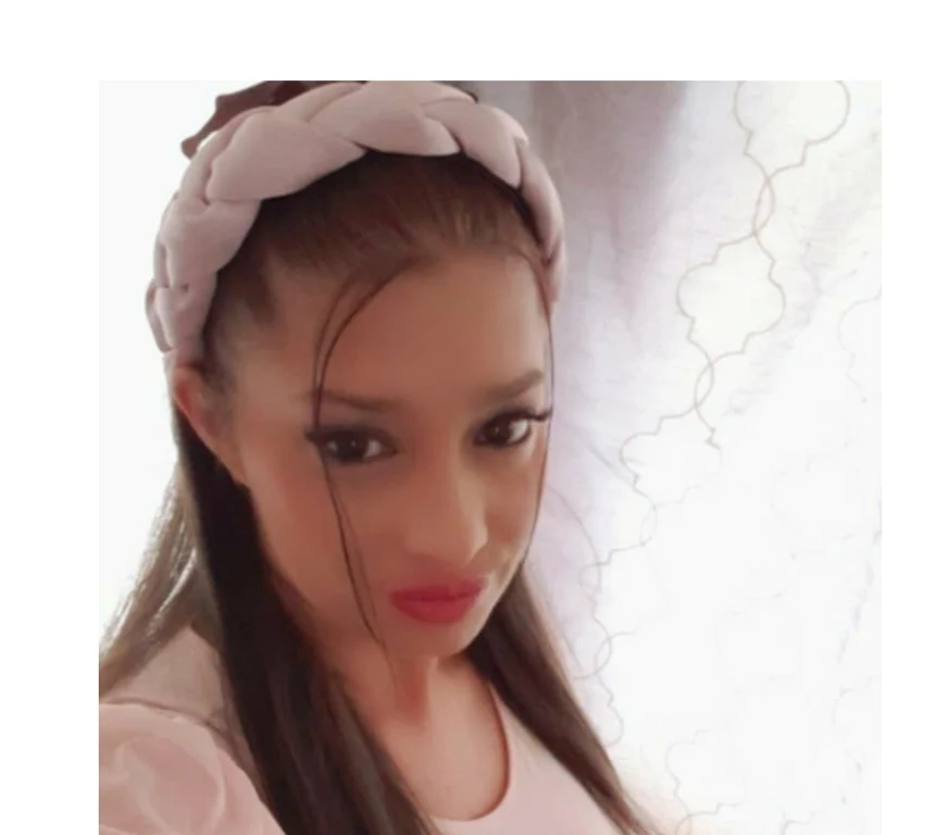 Escort Gallery