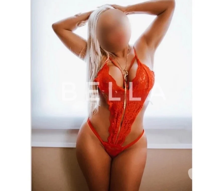 Escort Gallery