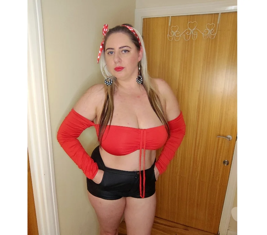 Escort Gallery