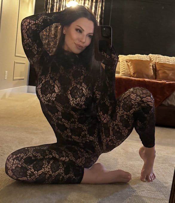 Escort Gallery