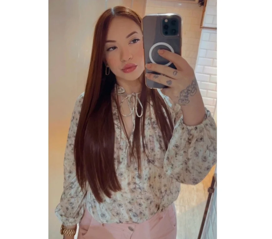 Escort Gallery