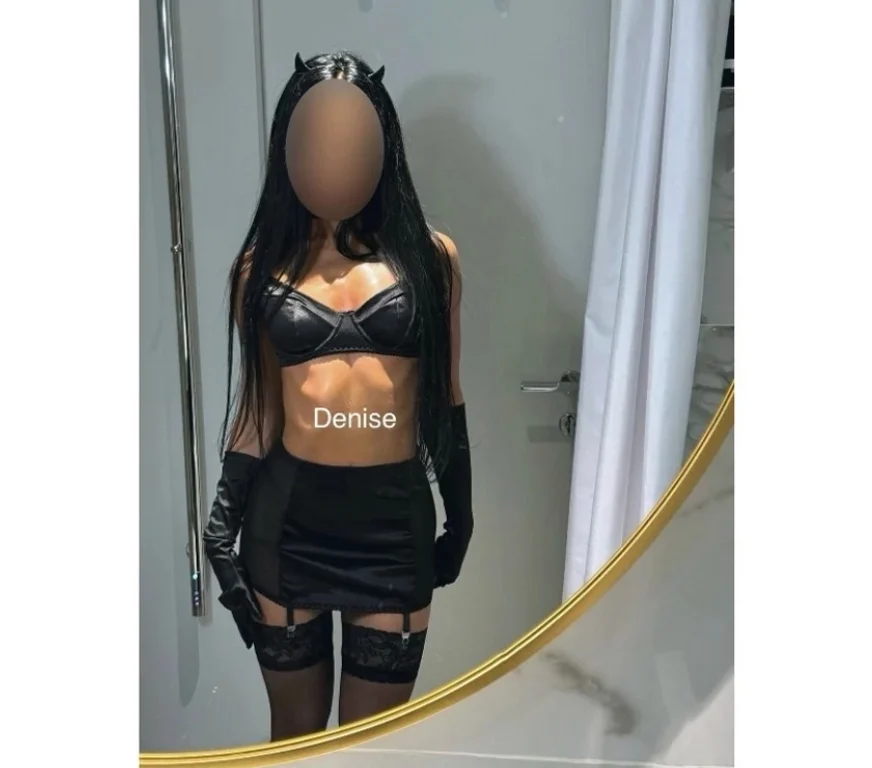 Escort Gallery