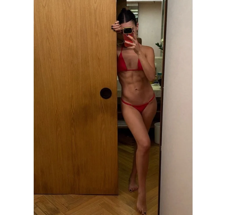 Escort Gallery