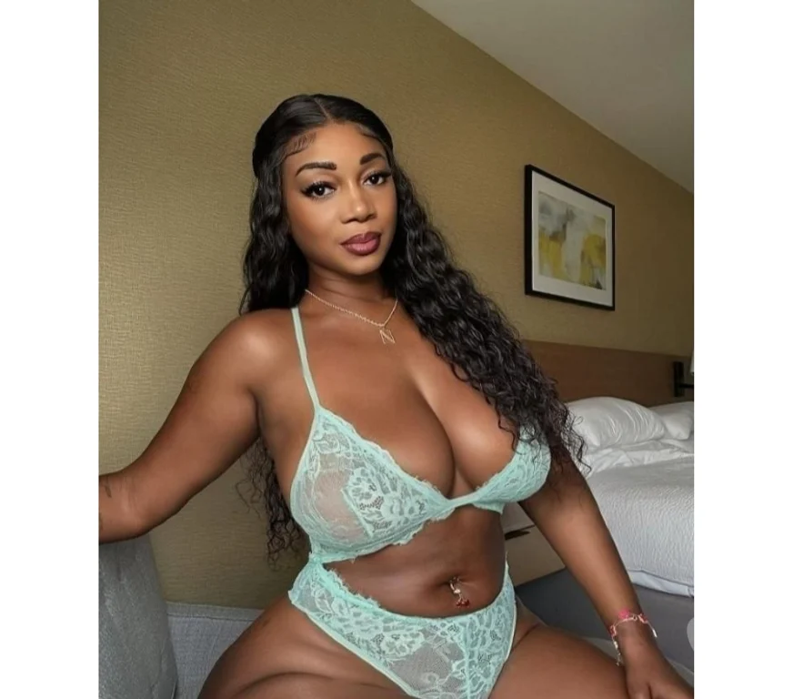 Escort Gallery