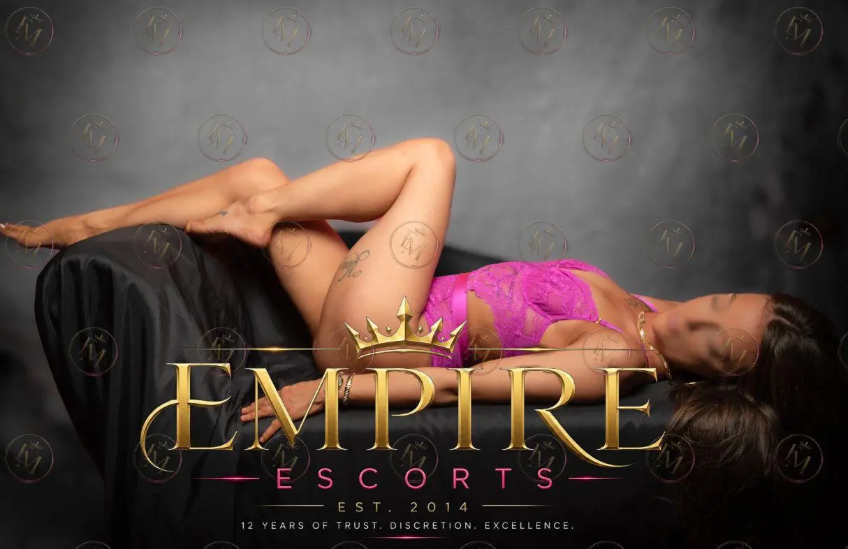Escort Gallery