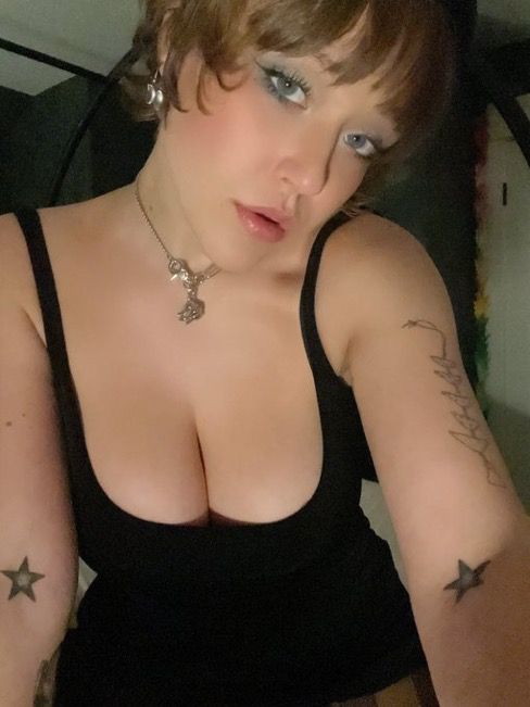 Escort Gallery