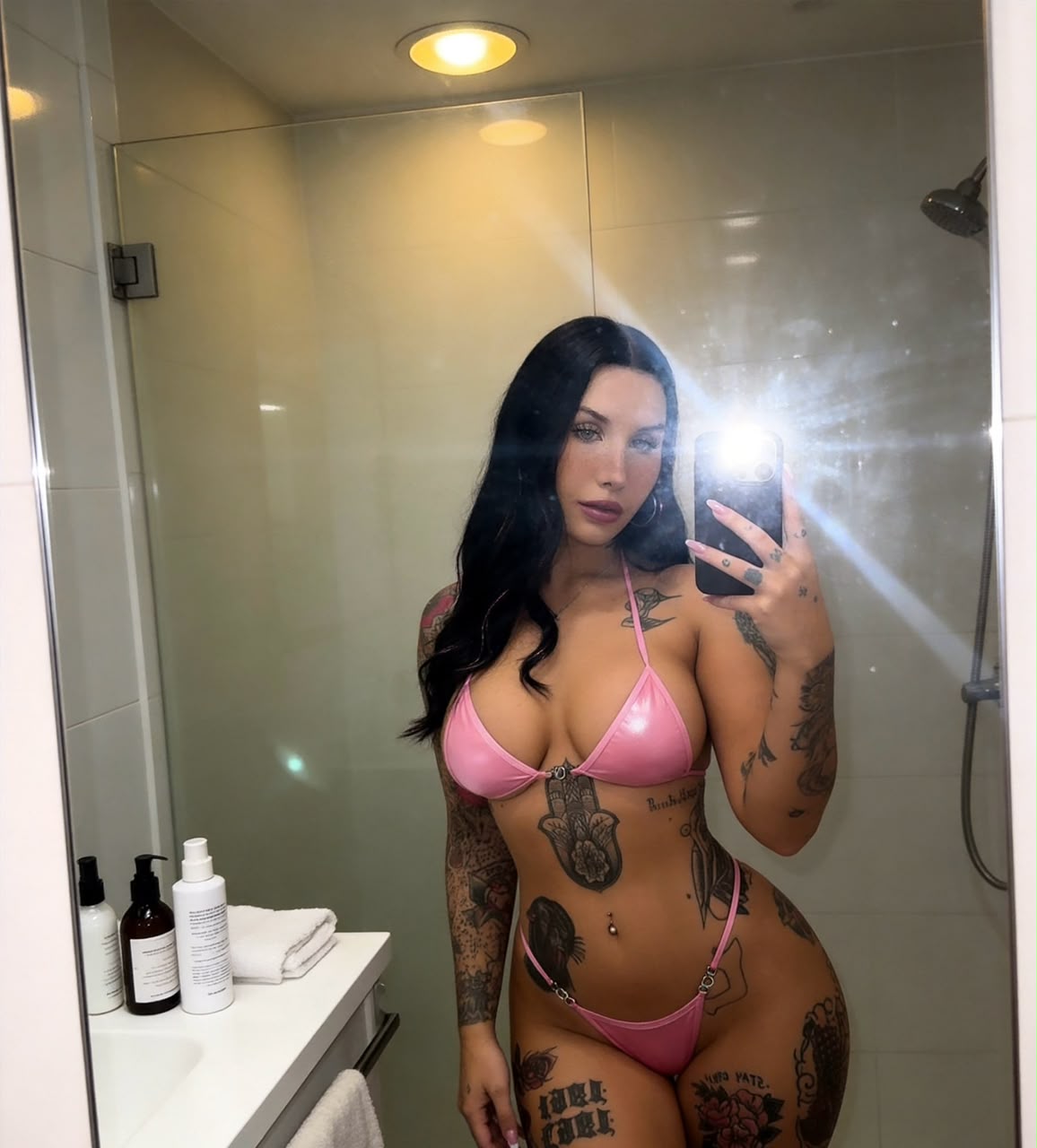 Escort Gallery