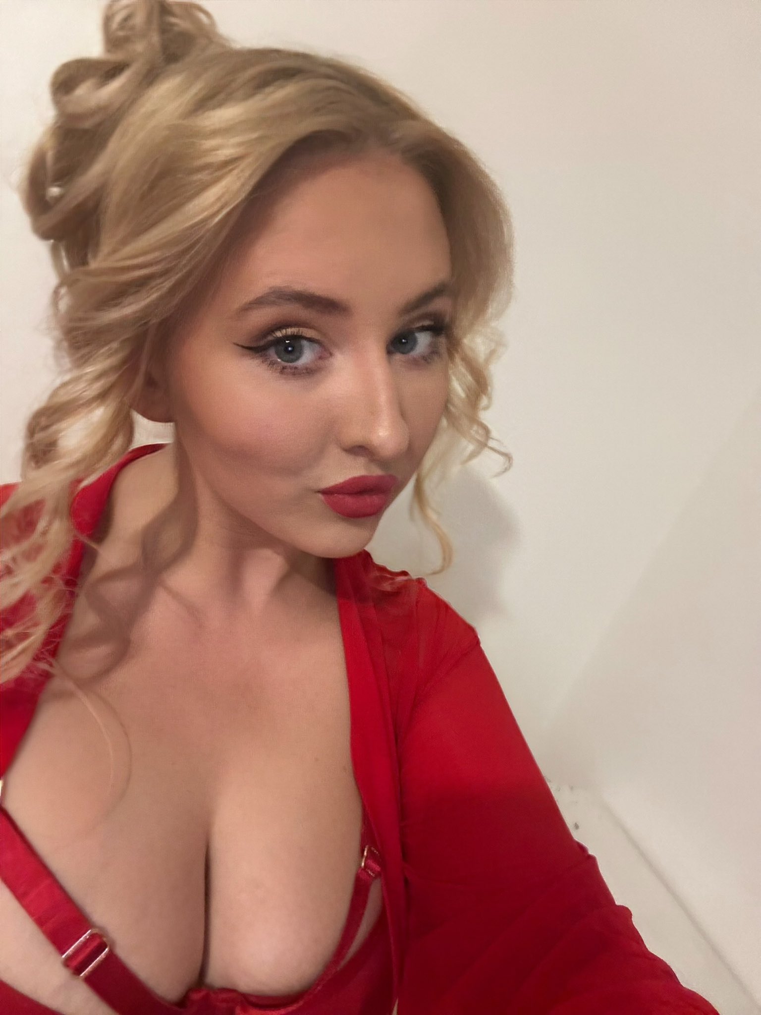 Escort Gallery