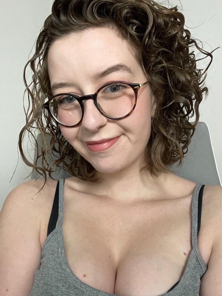 Escort Gallery