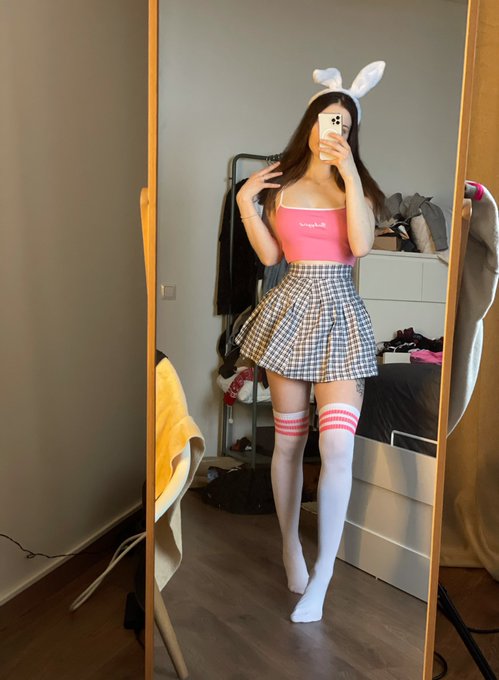 Escort Gallery