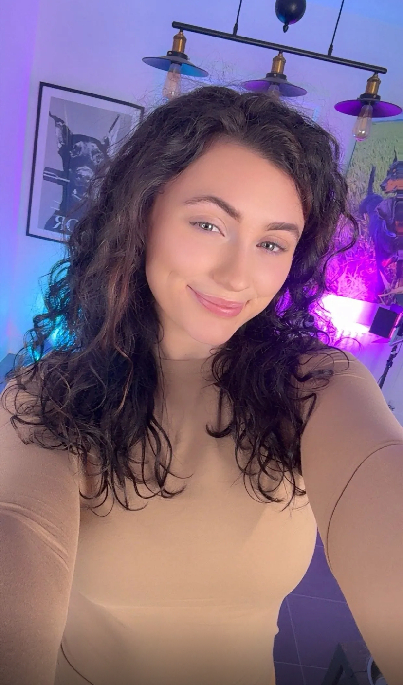 Escort Gallery