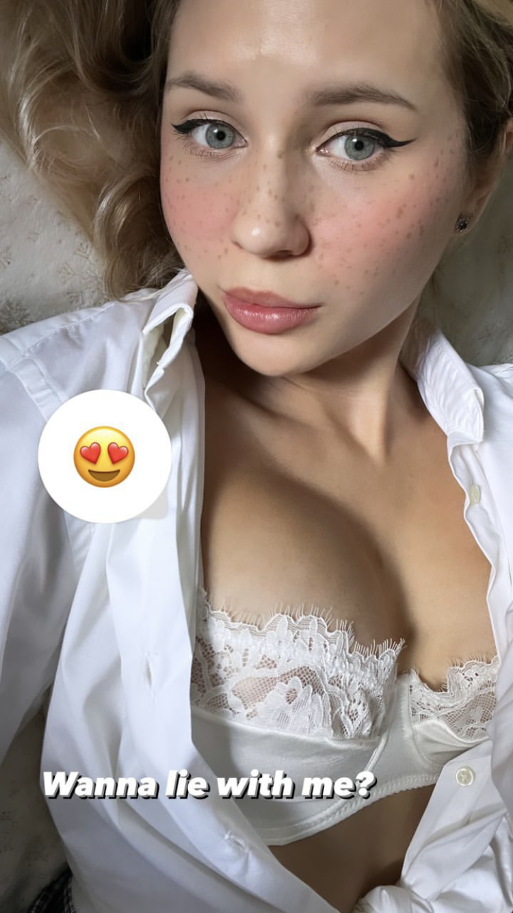 Escort Gallery
