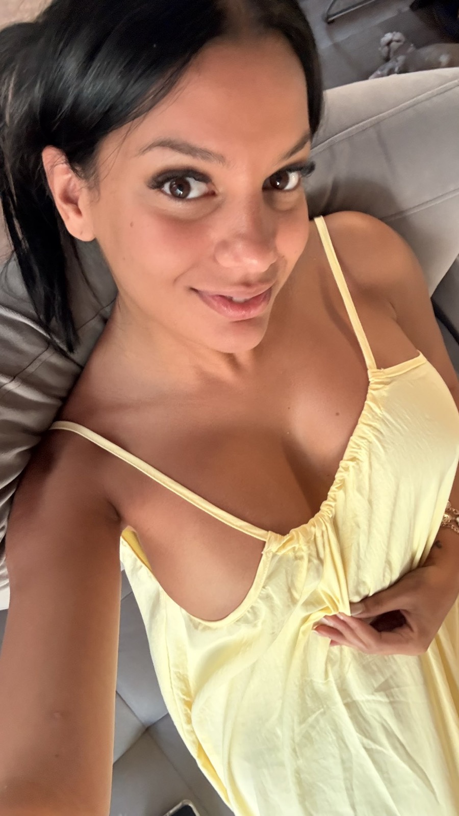 Escort Gallery