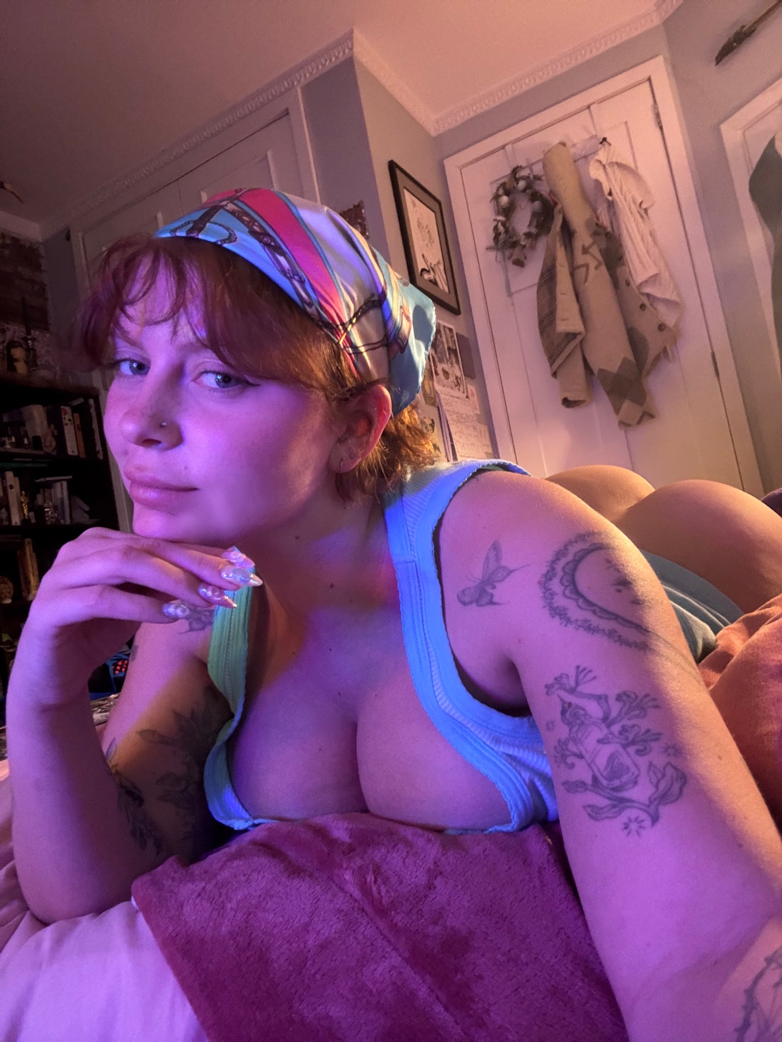 Escort Gallery