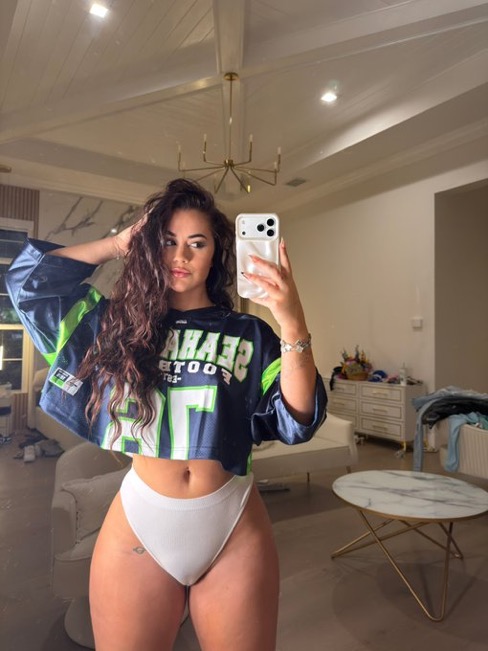 Escort Gallery