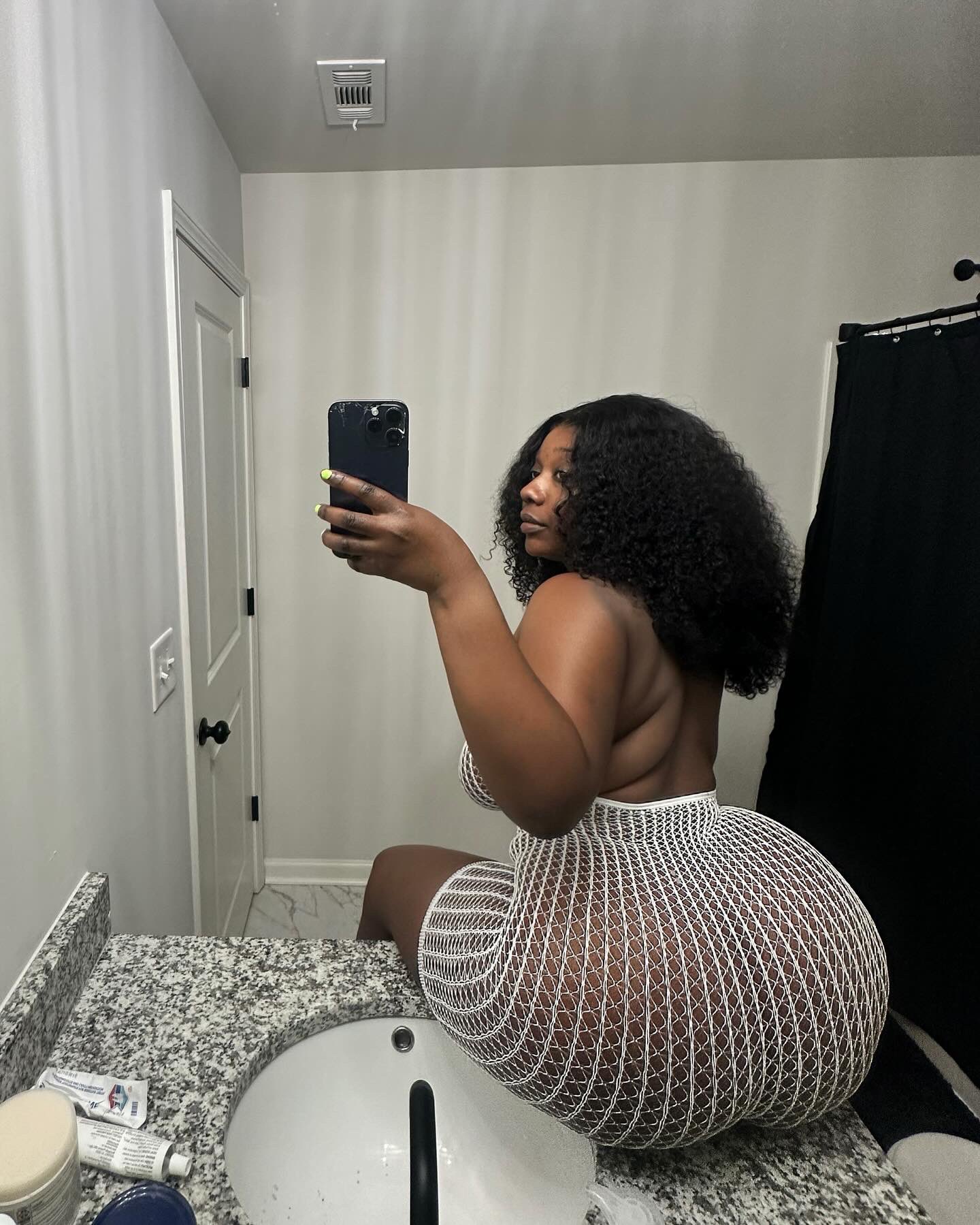 Escort Gallery