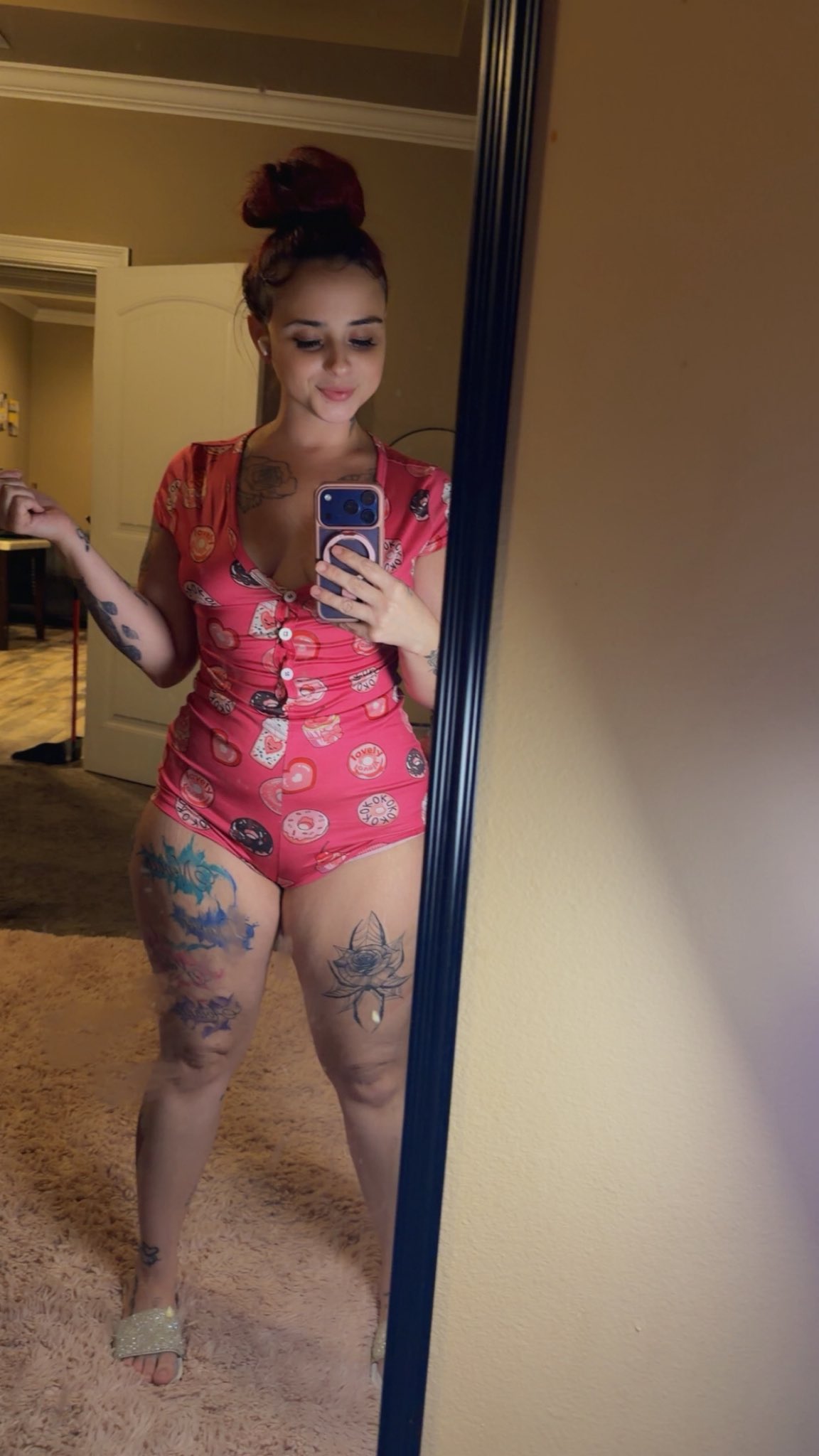 Escort Gallery