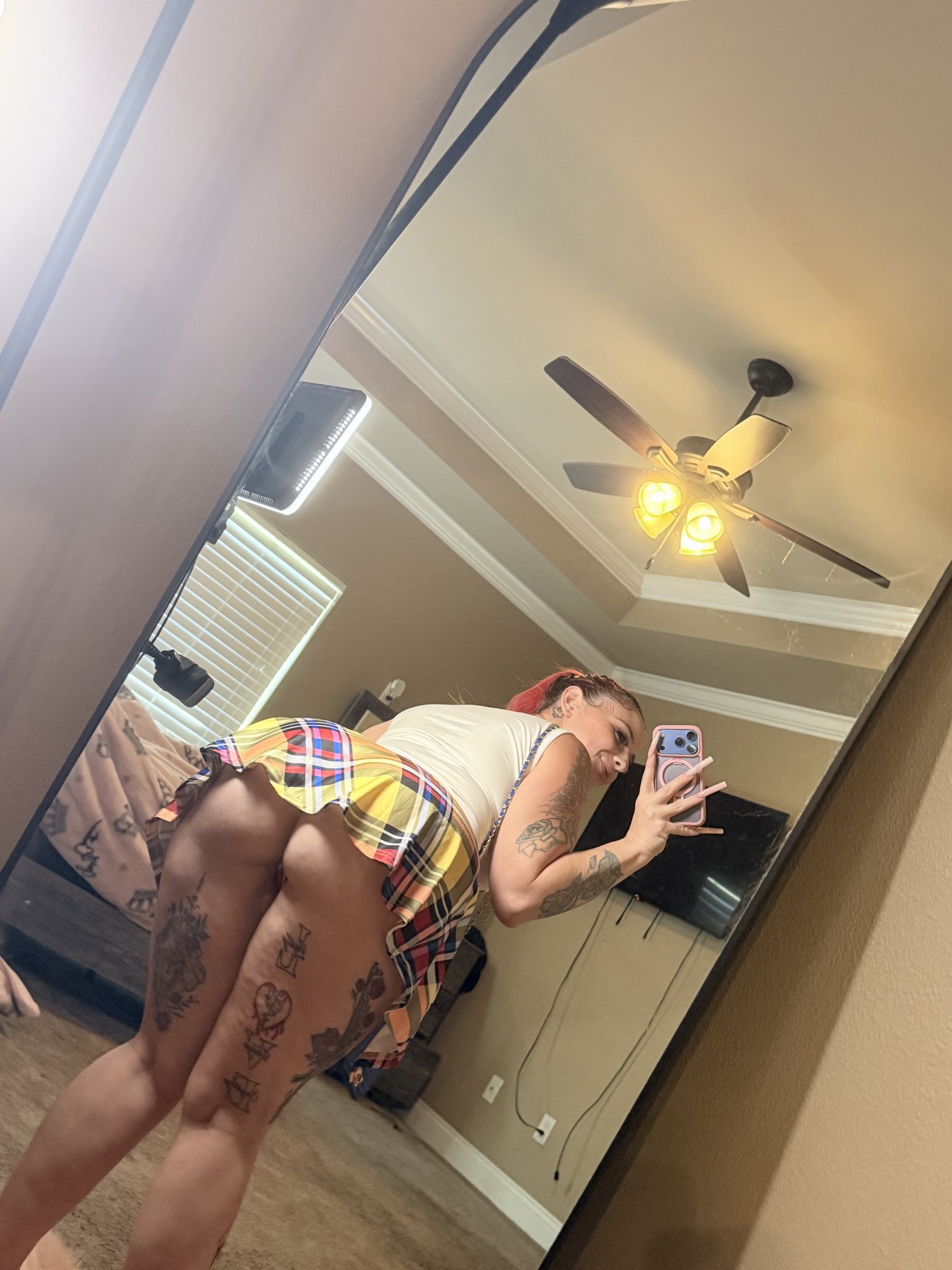 Escort Gallery