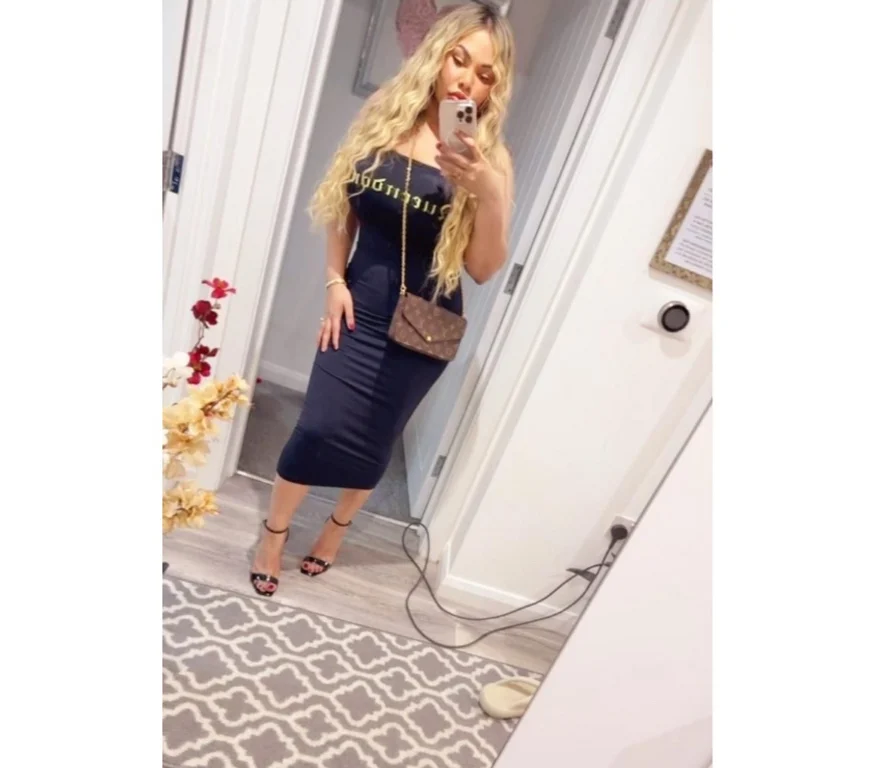 Escort Gallery
