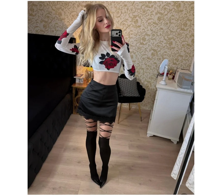 Escort Gallery