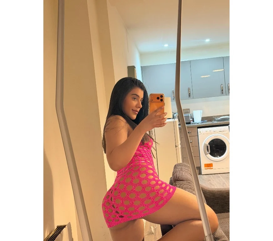 Escort Gallery