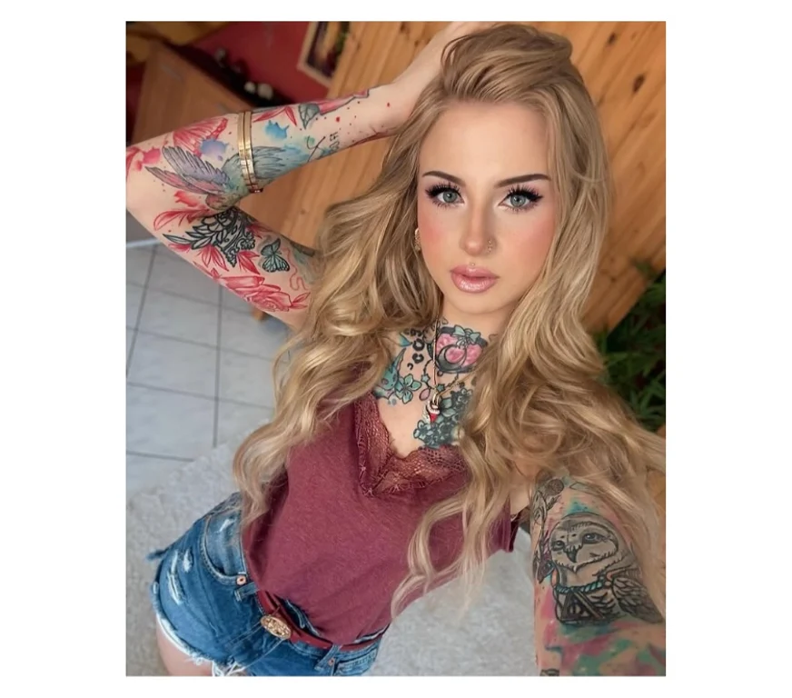 Escort Gallery