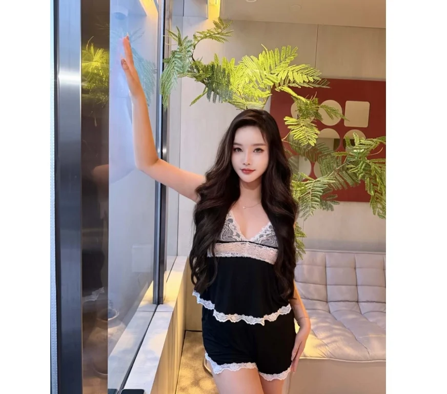 Escort Gallery